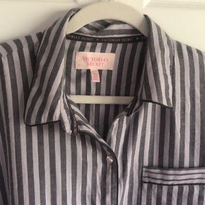 Victoria’s Secret Two Piece Flannel PJs in Gray Stripe
